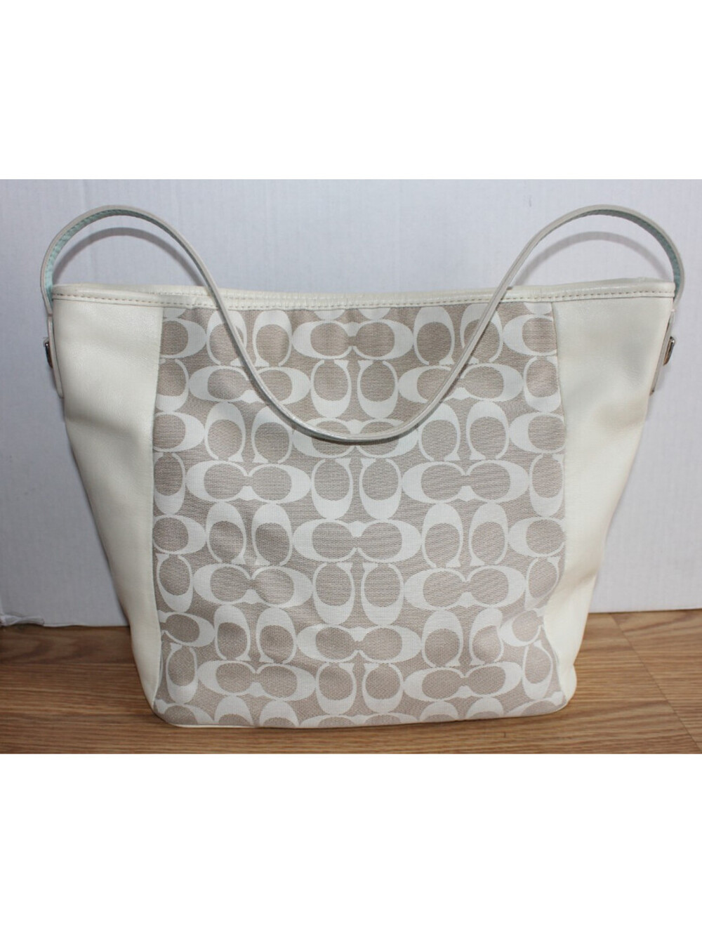 Coach Legacy Weekend Signature C Shoulder Bag Signature Tan White M1273
